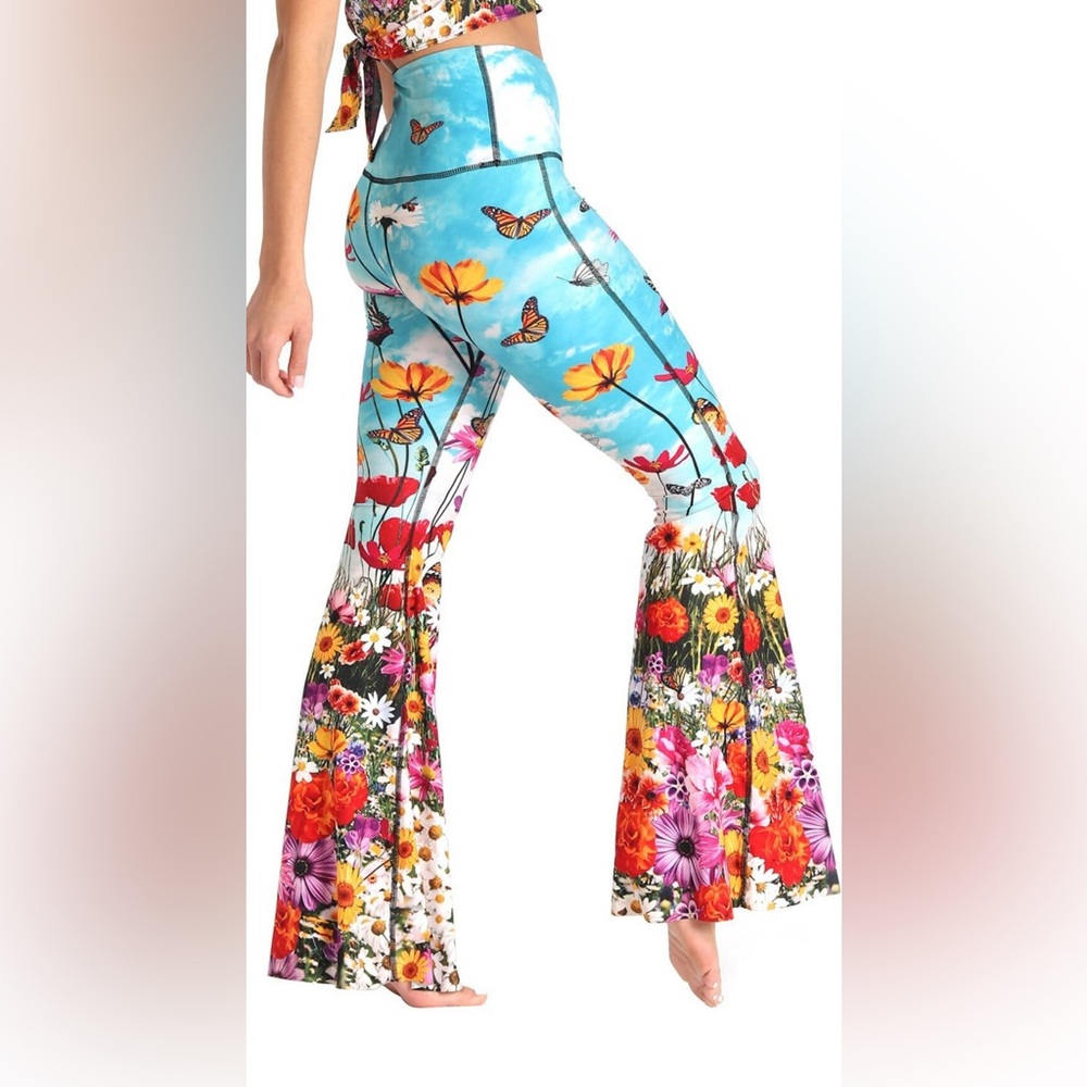 Yoga Democracy Original Bell - Flower Bomb Size Large